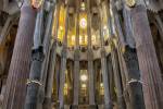 LA SAGRADA FAMILIA (KOSTOL SVÄTEJ RODINY), BARCELONA, NEDOSTAVANÝ, Architekt: Antonio Gaudí, Snímka: wikimedia commons/Maksim Sokolov/CC BY-SA 4.0