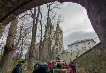 Vo farnosti Dobrého pastiera v Žiline-Solinkách prijali výzvu putovať do jubilejného chrámu v Hronskom Beňadiku. Snímka: Mária Krajčová