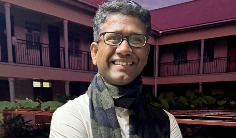 ��astn� predstaven� a jeho radostn� zverenci