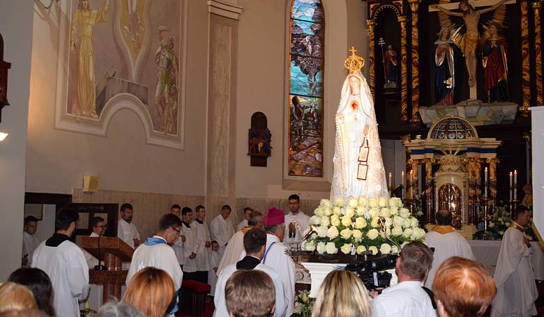 Socha Panny Márie Fatimskej prišla aj na Slovensko