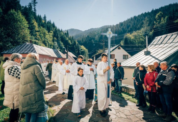 Procesia s jubilejnm krom. Snmka: Ema Gejdo Lanariov