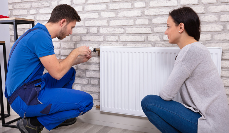 Keď zamrzne potrubie alebo zlostí radiátor Keď zamrzne potrubie alebo zlostí radiátor