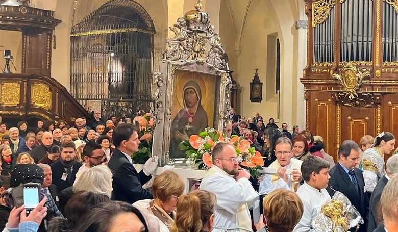 Ptnici s Matkou ndeje v Trnave