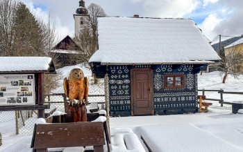 Na �tefana o��vaj� vin�e a koledy