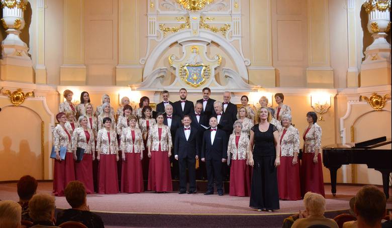Chorus Iglovia spieva u 35 rokov
