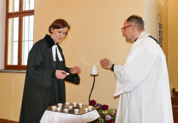 V nede�u 18. janu�ra sa v Z�va�nej Porube na Liptove uskuto�nila ekumenick� pobo�nos� evanjelikov a katol�kov. Sn�mka: Du�an Miga�a