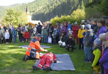 Deti si mohli naivo vyska kurz prvej pomoci. Snmka: Erika Litvkov
