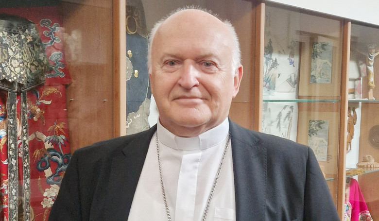 Jednoducho iba kňaz Jednoducho iba kňaz