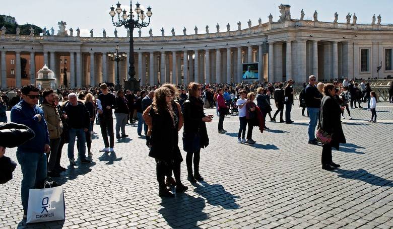 Koronavírus mení fungovanie Vatikánu i Talianska