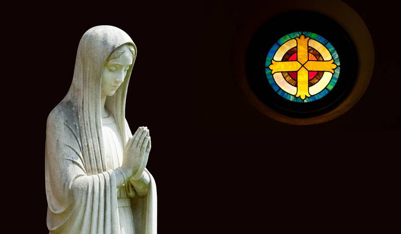 Panna Mária má účasť na spoločenstve svätých