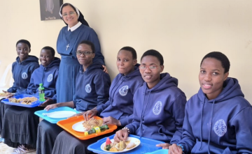 Duch Sv�t� vanie aj Ugandou