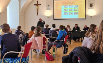 S� cesty, ako nadchn�� mlad�ch