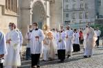 3. júna sa slávila Eucharistia aj v Katedrále sv. Martina v Bratislave. Po bohoslužbe sa veriaci zúčastnili na tradičnej slávnostnej eucharistickej procesii.
