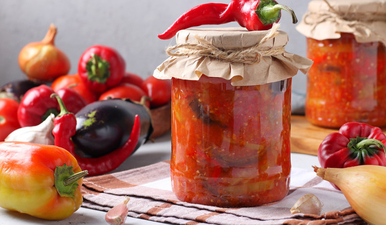 Ke je v zhrade bohat roda