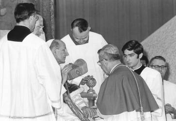 Za kardinála ho 5. marca 1973 kreoval pápež Pavol VI. Snímka: wikimedia commons/vo¾né dielo
