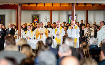 Solidarita a modlitby po ničivom požiari Solidarita a modlitby po ničivom požiari