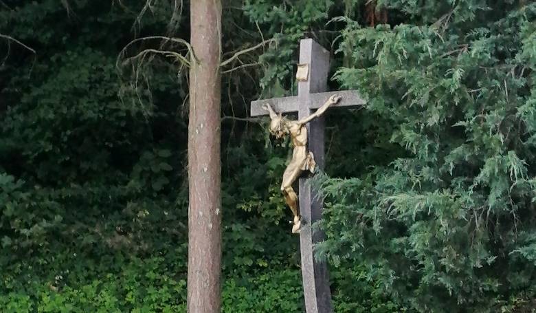 Ježiš nás volá do ticha Ježiš nás volá do ticha