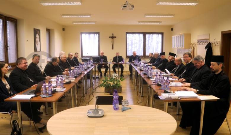 Slovensk biskupi sa stretli na plenrnom zasadnut v Koiciach-Lorinku