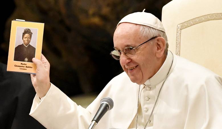 Pápež František posiela odkaz mladým