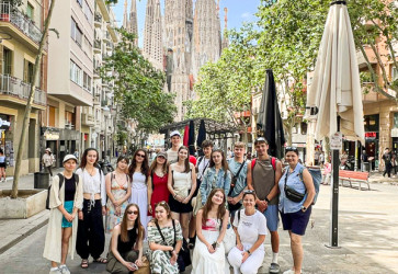 Študenti Gymnázia sv. Mikuláša v Prešove boli na výlete v Barcelone akurát v čase návštevy pápeža Leva XIV. v Španielsku. Snímka:Jana Sukovská