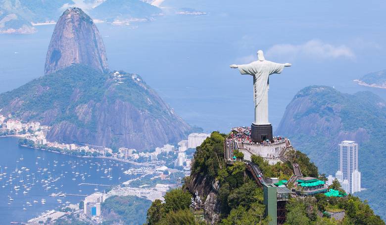 Socha Krista sa nad Riom týèi už 90 rokov