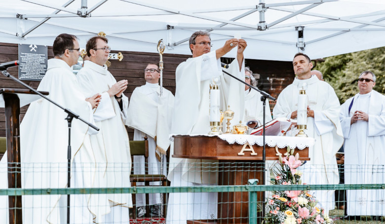 o ste nm poslali do listrne v septembri