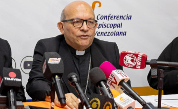 Venezuelskí biskupi volajú po modlitbe Venezuelskí biskupi volajú po modlitbe