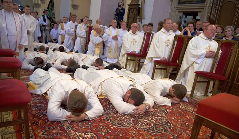 Cirkev na Slovensku má dve desiatky nových kňazov