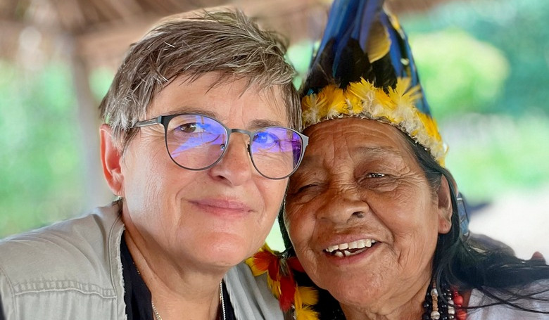 Pod povrchom človek často nájde poklady Pod povrchom človek často nájde poklady