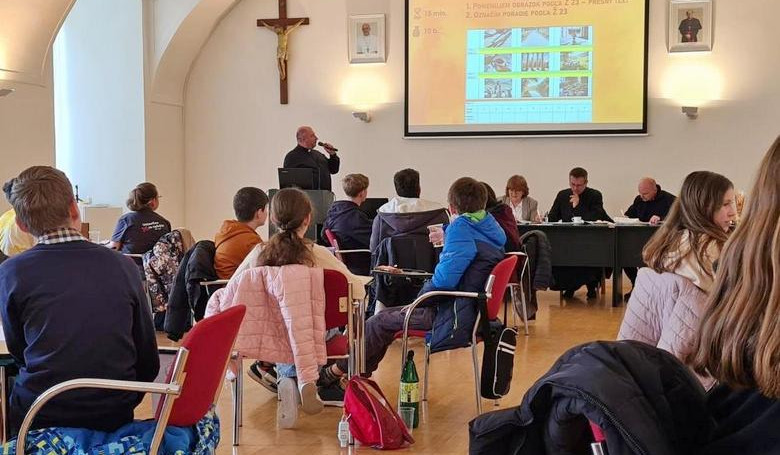 S� cesty, ako nadchn�� mlad�ch