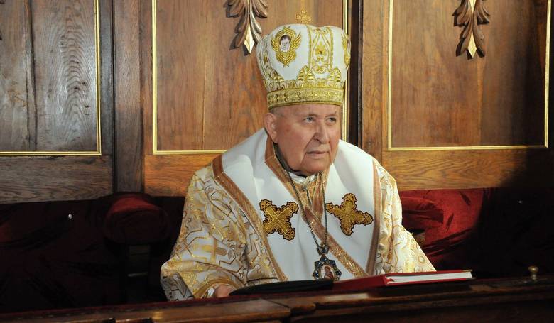 Rozlúčili sme sa s biskupom Jánom Eugenom Kočišom