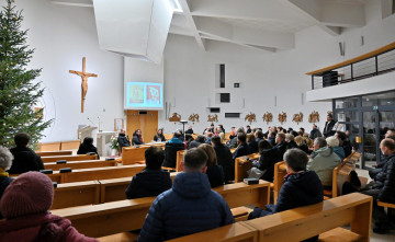 V��ia d�vka otvorenosti