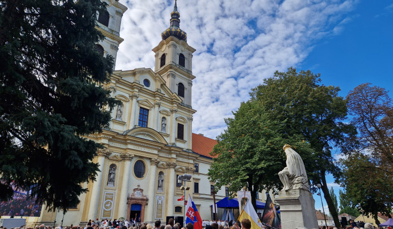 P v atne spojila Slovensko