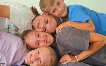 Sk�senos�, ktor� prin�a i v��iu samostatnos�