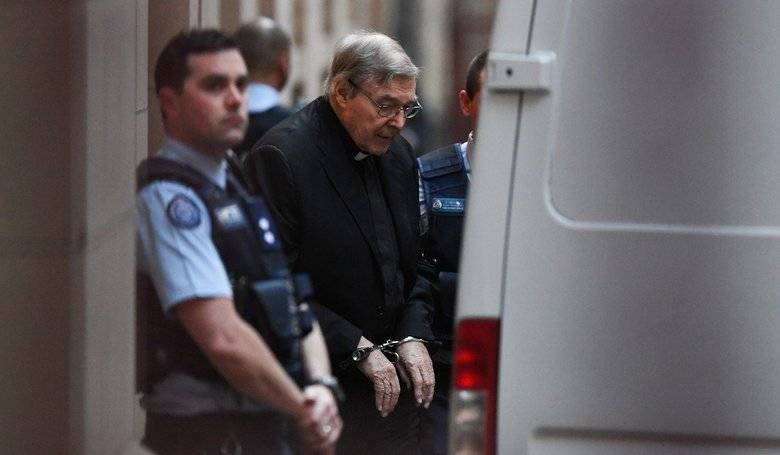 Kardinál Pell je stále vo väzení