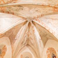 Pozrite si vzácne fresky objavené v kostole v Podunajských Biskupiciach