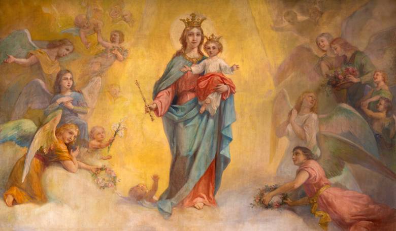Kráľovná mája je Matka Cirkvi i Pomocnica kresťanov
