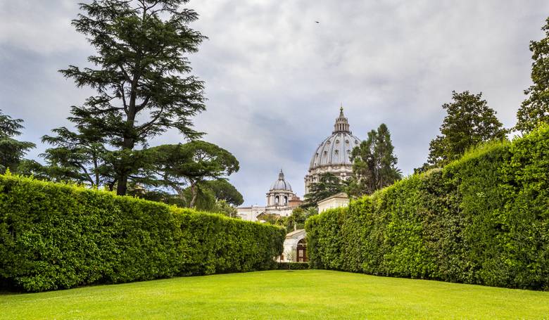 Vatikán je stále viac zelený