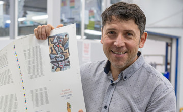 V��a ost�va prekvapen�m a� do konca