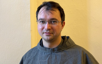 Franti�ek poz�val k zmiereniu, sk�sme to i my
