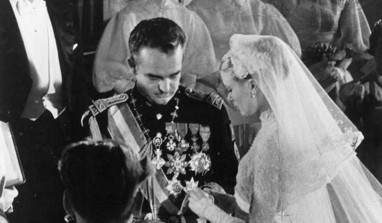 Svadobné šaty neboli vždy biele Svadobné šaty neboli vždy biele