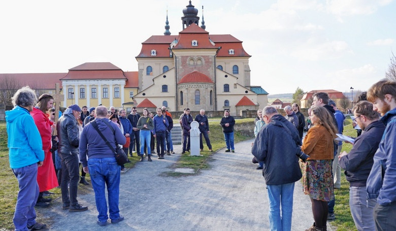 Duchovn� obnova fotografov z troch kraj�n