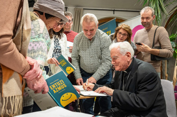 �smev je najlacnej�� mejkap