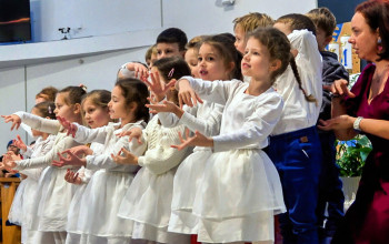 Pri�lo n�m do list�rne v marci