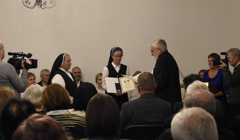 Prví laureáti Ceny svätej Matky Terezy z Kalkaty