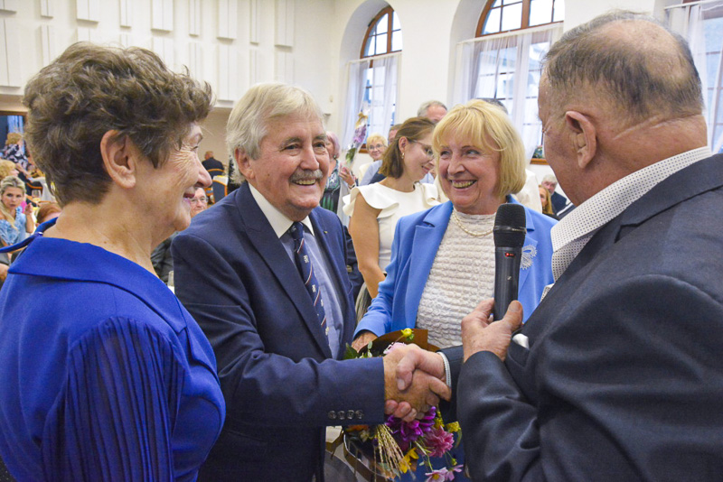 o ste nm poslali do listrne v oktbri - fotogalria